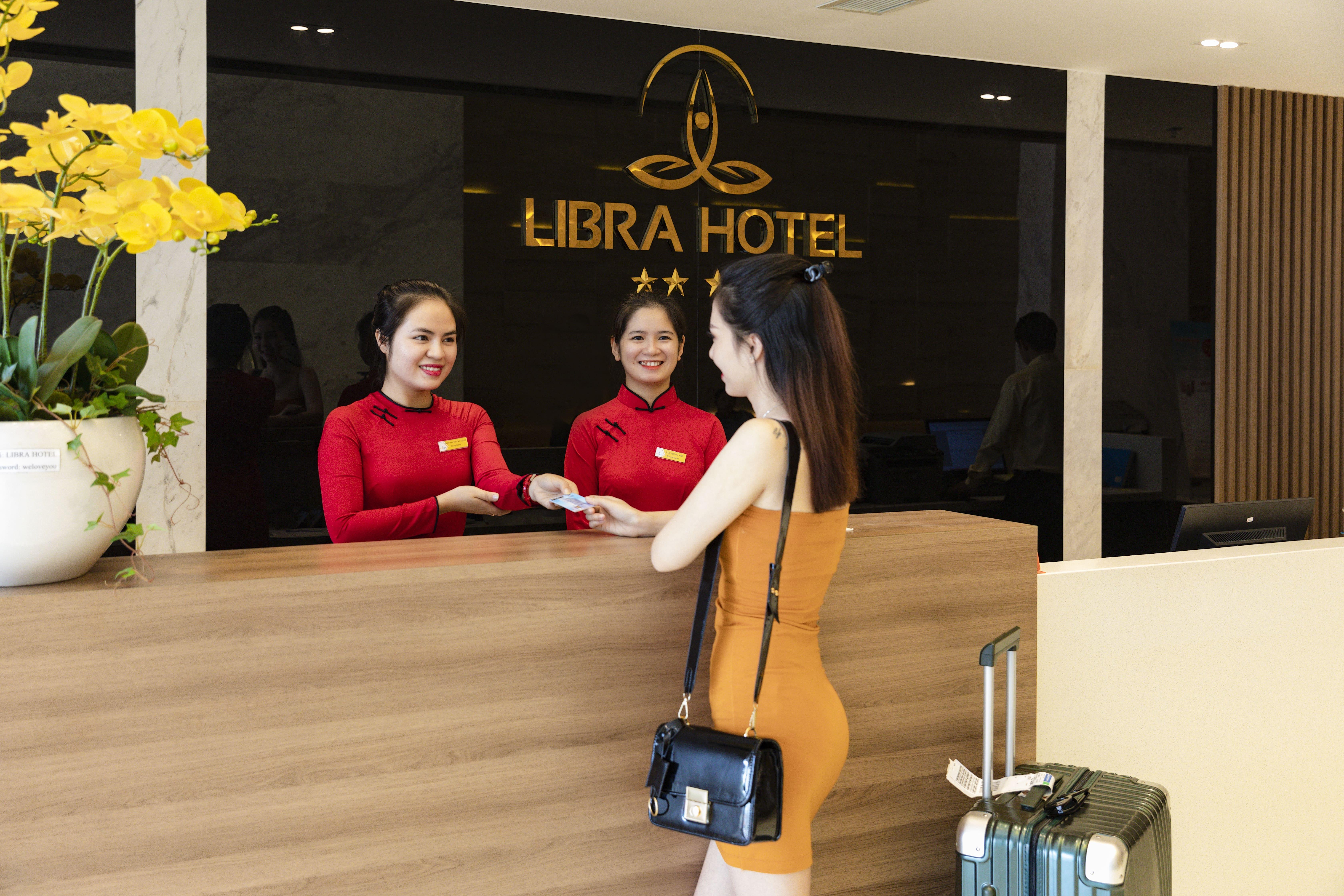 Libra Hotel Nha Trang Bagian luar foto