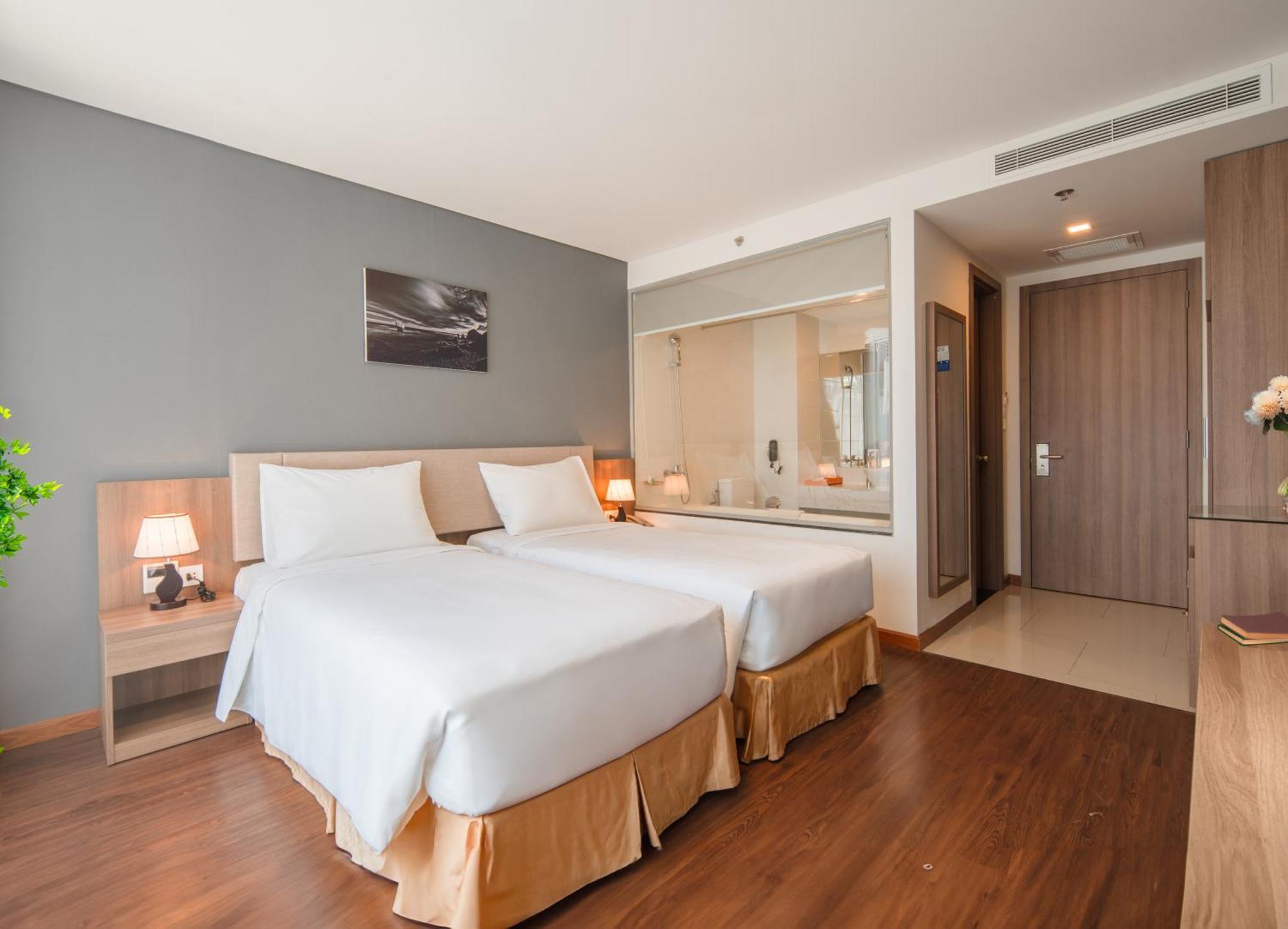 Libra Hotel Nha Trang Bagian luar foto