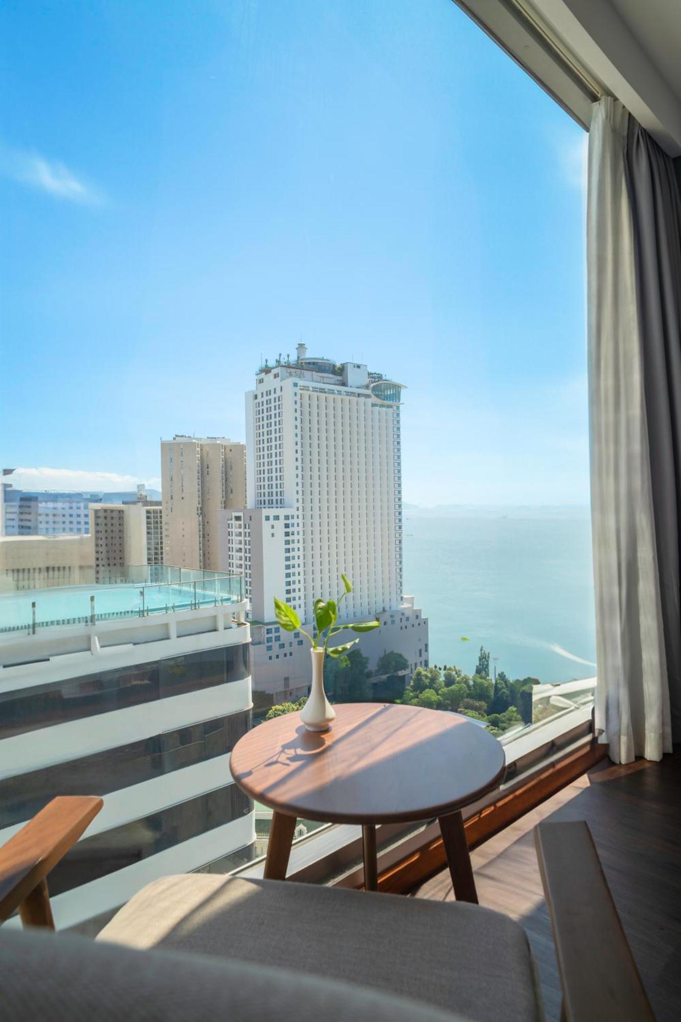 Libra Hotel Nha Trang Bagian luar foto